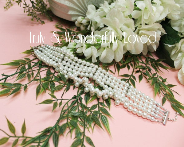 That Special Occasion Choker